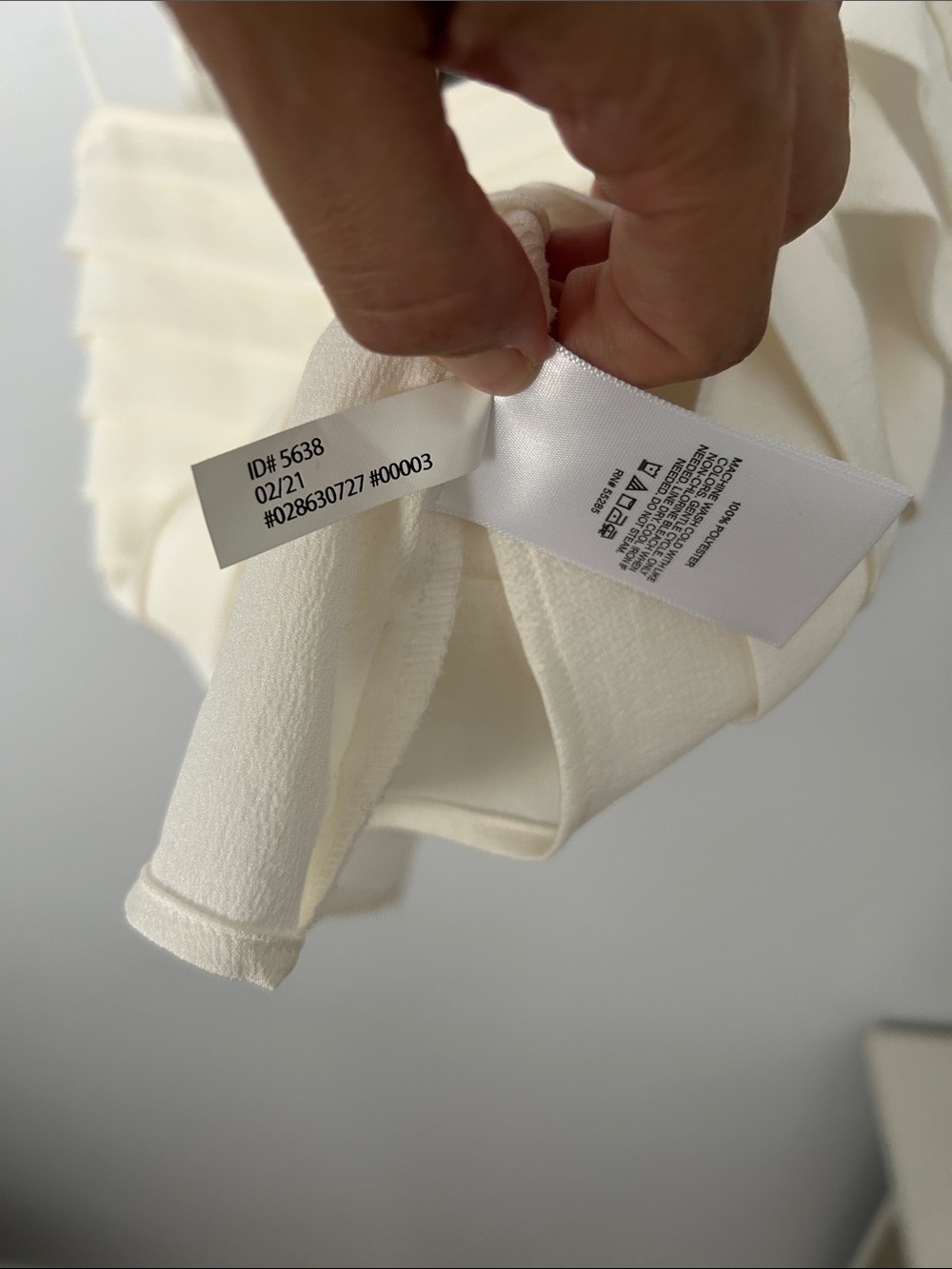 Express Ivory Ribbed Crop Cami - Picture 4 of 6